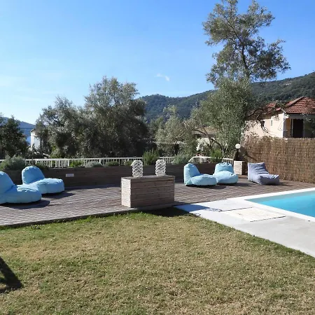 Galini بيت للعطل