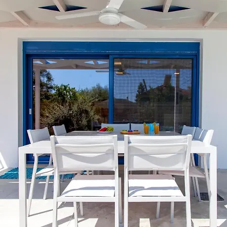 بيت للعطل Galini *