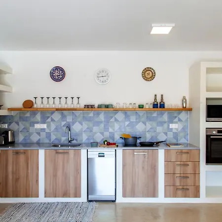 بيت للعطل Galini *