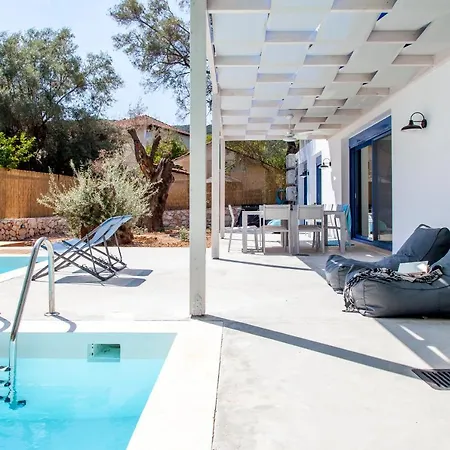 Galini بيت للعطل ميكروس جيالوس