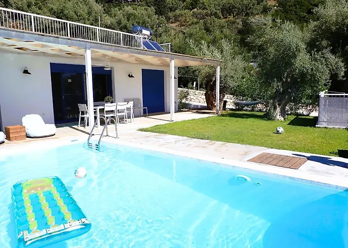 Galini ミクロス・ギアロス